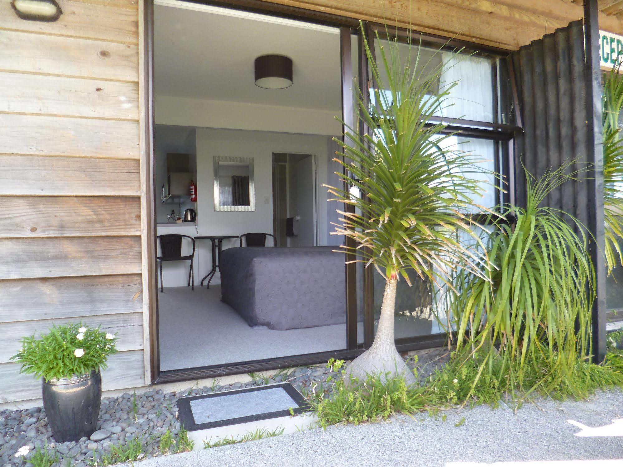 Opua Boutique Seaview Motel Ngoại thất bức ảnh
